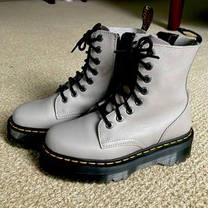 Dr Martens Jaden Platform boot, Size 7W/8M